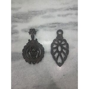 Wilton Cast Iron Trivets, Set of 2, Vintage 5" Rustic Kitchen Decor Collectibles